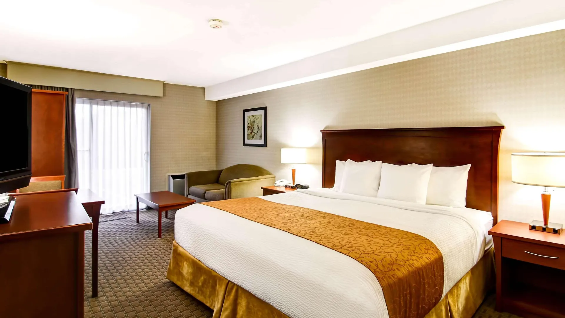 ***  Quality Inn Kitchener Canadá