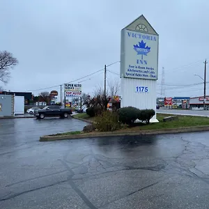 Victoria ** Kitchener
