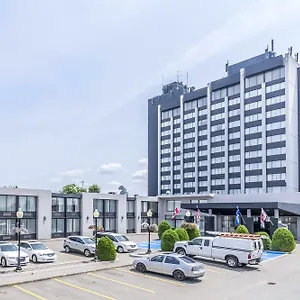 Hotel Travelodge By Wyndham & Convention Centre ***